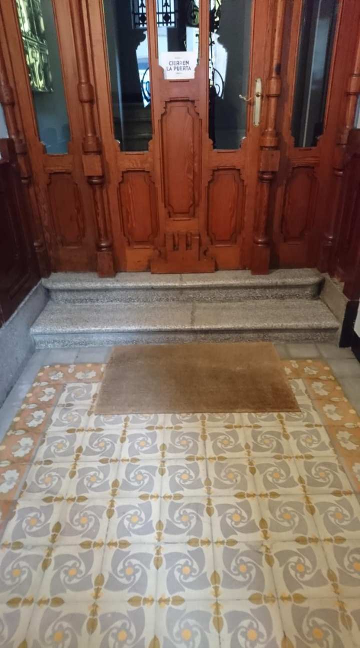 suelo-hidraulico-vivienda-modernista-portal-coruña